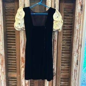 Black vintage velvet knockout